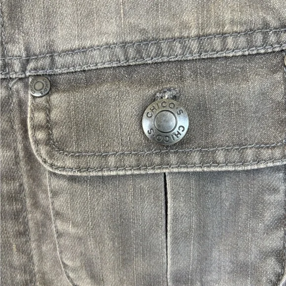 Womens Grey Wash Demin Jean Spring Jacket Chicos sz 1 M 8 Casual Y2K Cottagecore - Picture 4 of 4